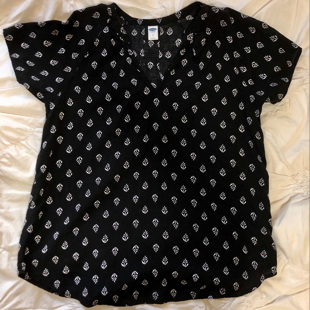 Old Navy Patterned Top